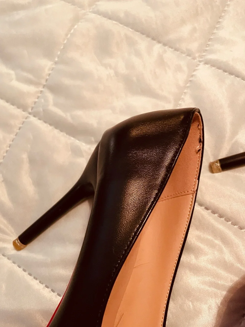 Elegant Black Pointed-Toe Heels